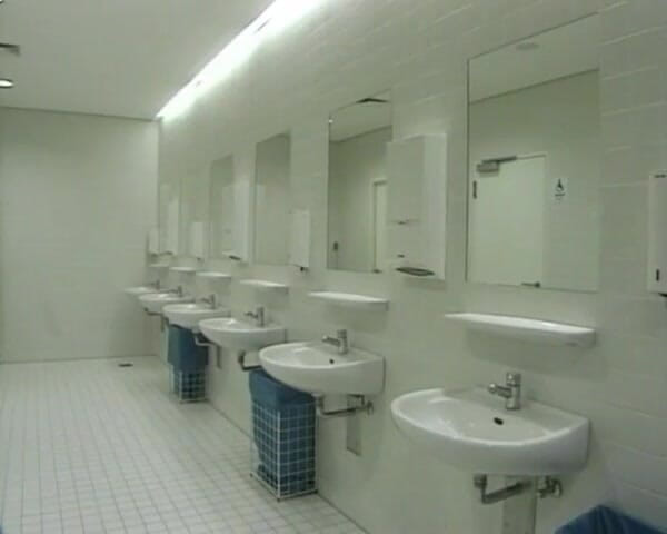 German Homemade: Amateur German Chick Got Smashed in Bathroom on First Date