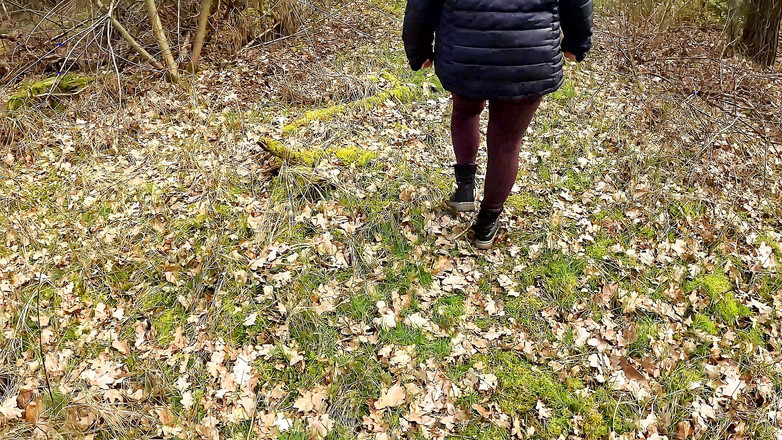 Bouncy Tits Action: Mendaki bertelanjang atas dan tampar tetek