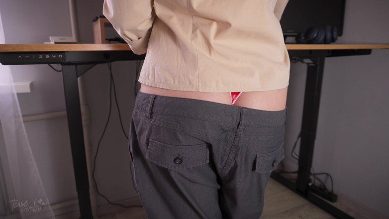 Teasecombo 4K: Coworkers Pants Fall Down at Work Enf Disaster