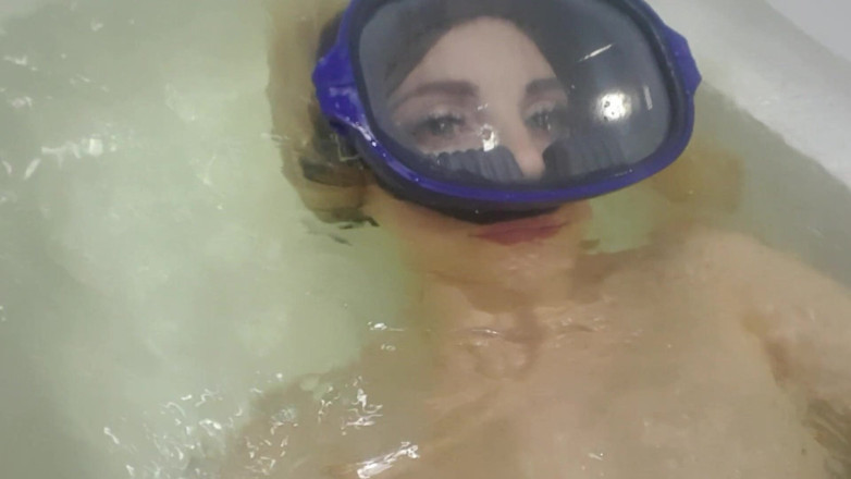 LarisaCum: Imersie și respirație în mască de snorkeling
