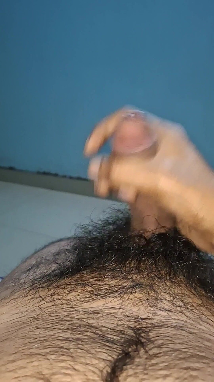 IndBoyCum: エッジングポストハンドジョブ