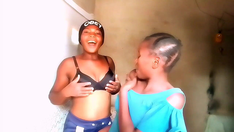 Judithxxx: Thưởng thức trong tháng mới