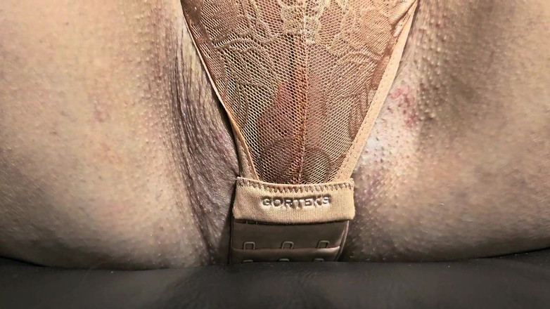 Misses_Jenny: Mainan kegemaran membuatkan saya bocor banyak jus...