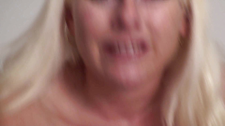 Femdom Austria: Qtip-fetisj schoonmaken