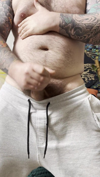 Big Chub Plays with His Belly Then Blows a Fat Load