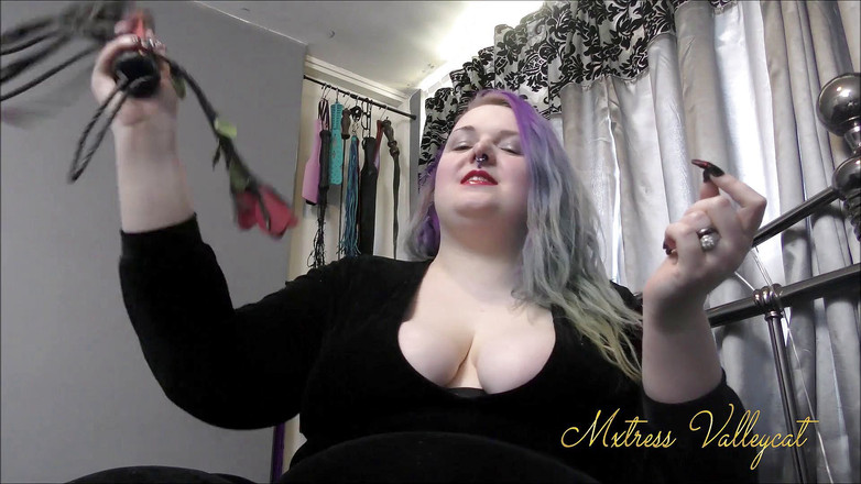 Mxtress Valleycat: 陽気な未亡人