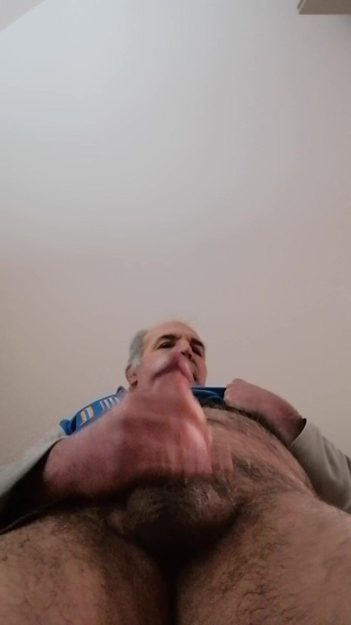 Setesesso7: Grosimea penisului meu este de 14 cm înainte de ultimul ejaculat