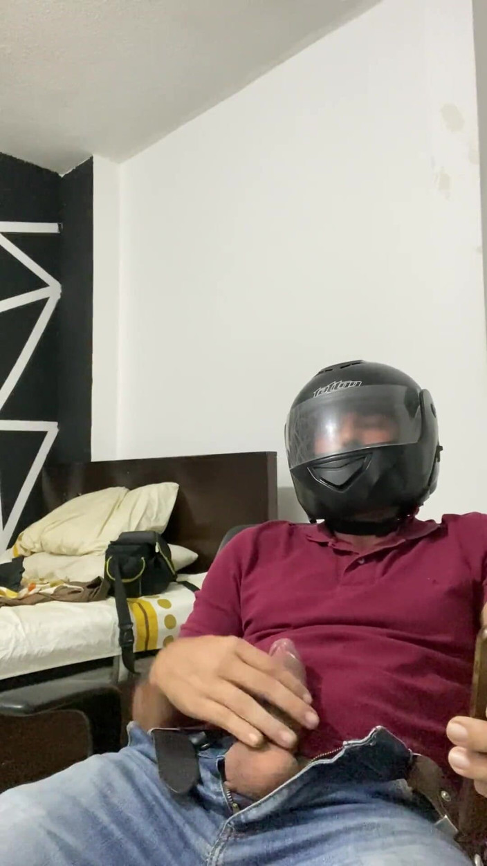 Latin mature king: Messenger se masturbează la fotografiile mele, partea 1