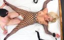 Submissive Miss BDSM &amp; Uk Girl Fun: Louise Lee fastspänd, knullad och fylld som en bra slampa