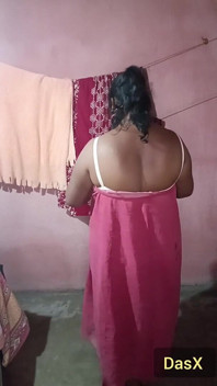 Sari cayendo solo sfw