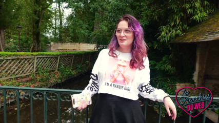 The Frenchies of the web: Malicia, a Wanton Young Minx with Lots of Naughty Ideas