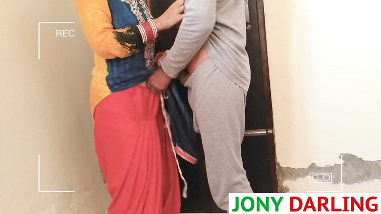 Jony Darling: Tante asli dientot sama jony waktu nggak ada orang di...