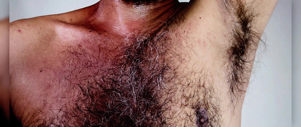 Stink HairyMale: Fumatul în prima zi a anului 2026