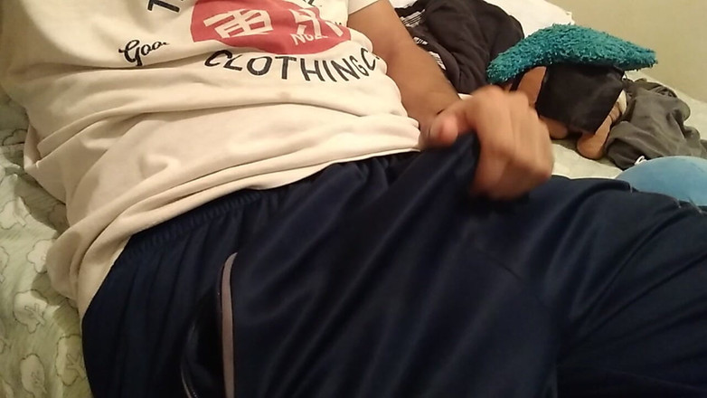 AlexAlejandro13: У ліжку збуджений