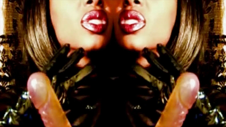 The Goddess Simone: 魅惑的なコック鼻