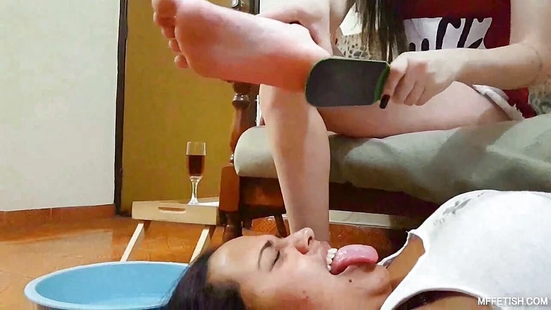 MF Fetish: Let's do a pedicure
