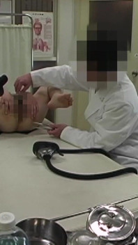 Women Who Feel Embarrassed During Their First Physical Exam