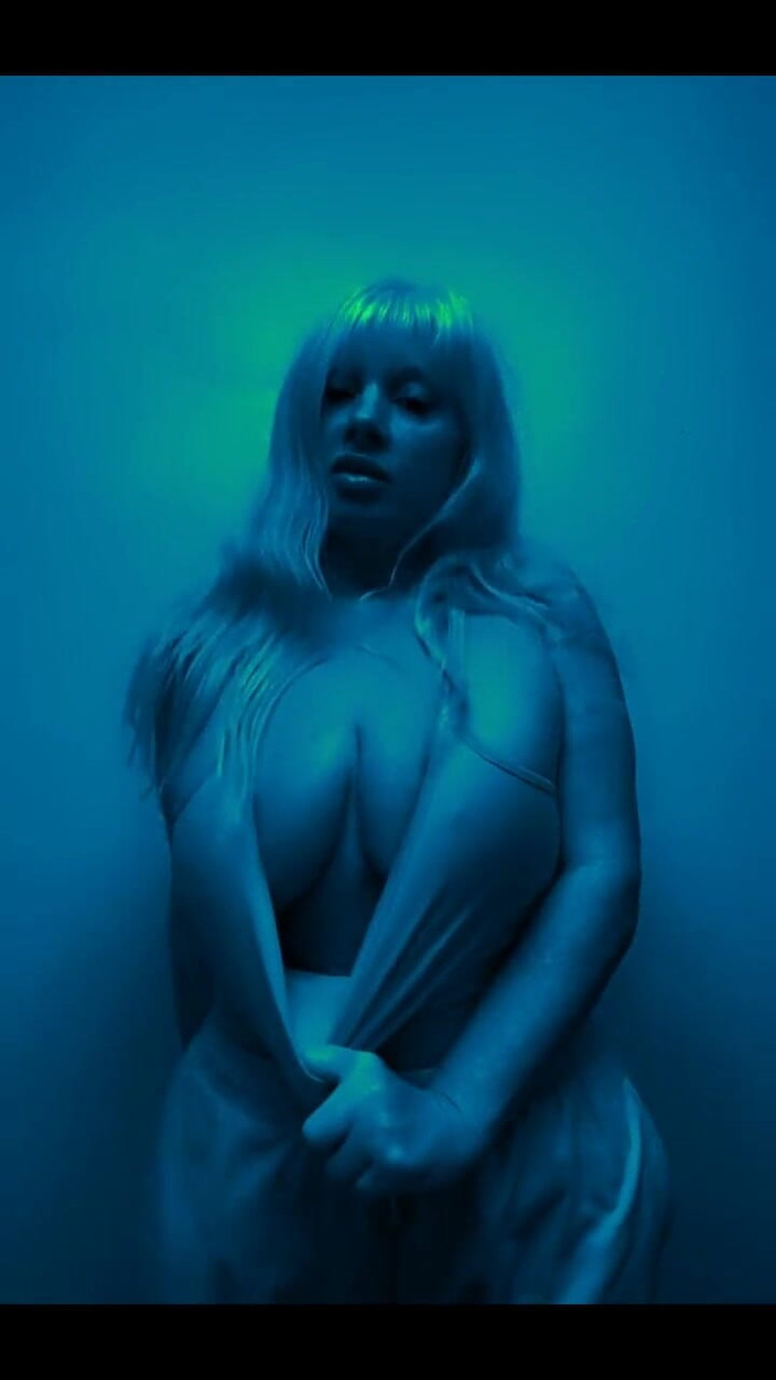 PaintedRose: Känslorna .. Dansa med mig? Det här är allt jag gör vissa...