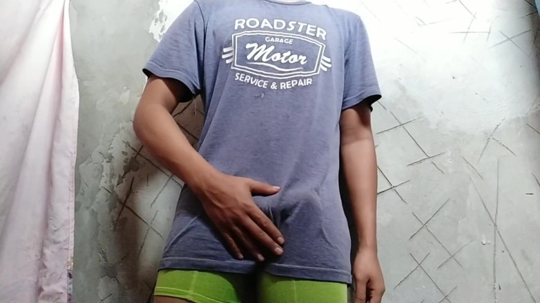 Chicos Virales: ホット男にウェブカメラ