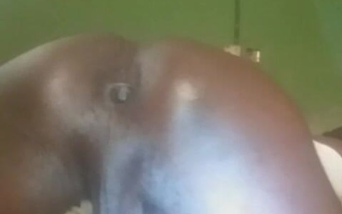 Badman4606: Lütfen göt deliğimi iyice yırtın