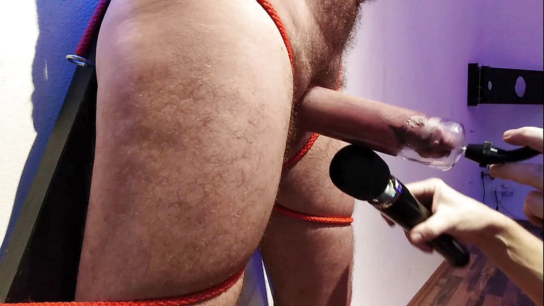 Master Drex: Pulă și coaie în pompă de vid