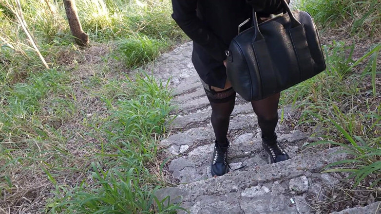 Sweet American: Sexy Lawyer, She Was Fucked Outdoors by a Stranger