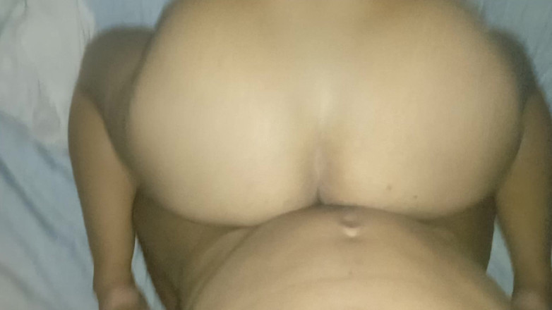Kete Hore: Piercing From Behind Foam Like a Beautiful Back