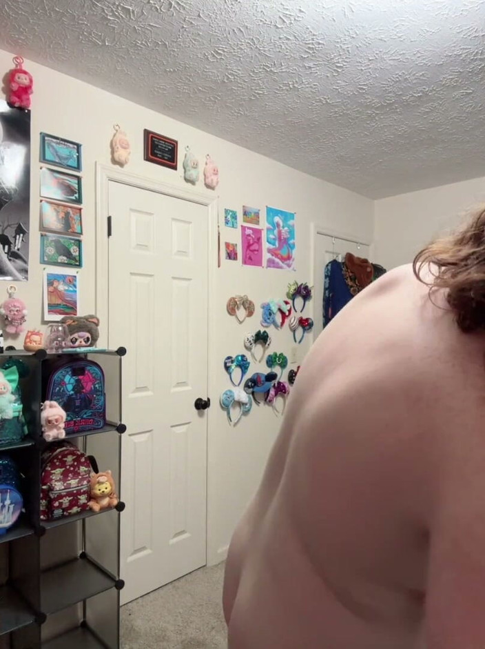 DarlingSweetheart: Ginger Beauty Sexy Workout Routine &amp; Strip