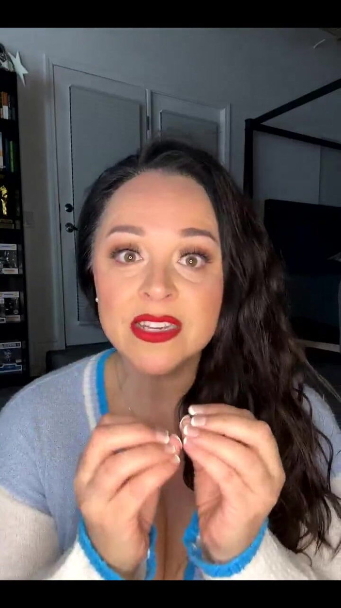 Amanda Thickk: Halo dunia