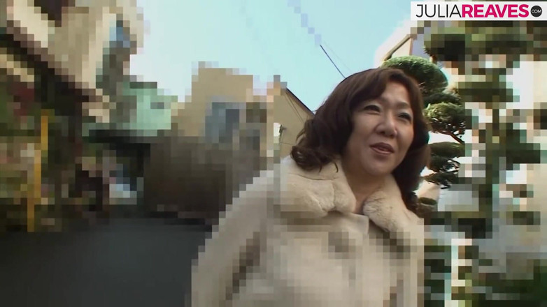 JapaneseHub: Gilf gémit en chevauchée un gode puis une énorme bite bien...