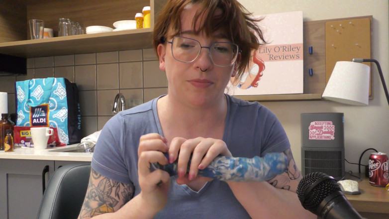 Lily O'Riley: NSFW Review of the Night King Dildo by Uberrime