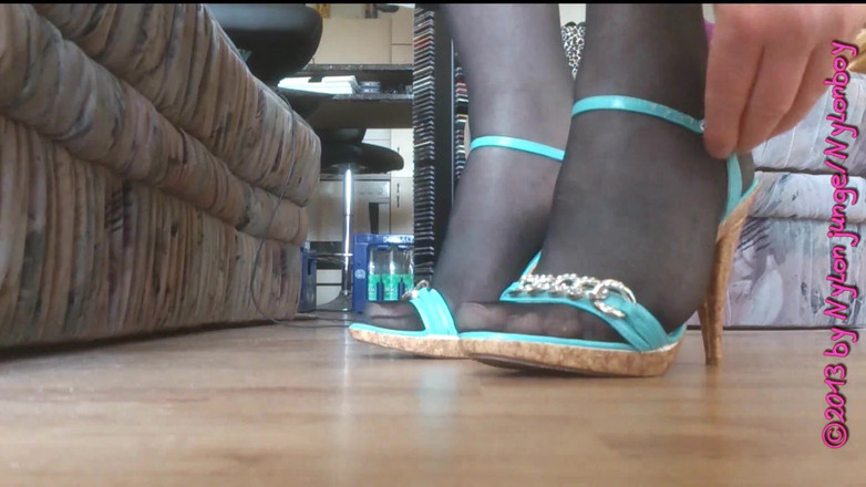 Carmen_Nylonjunge: Trkis на высоких каблуках