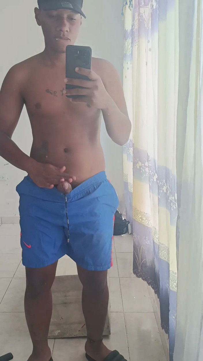 SANTIXXX19CM: Grosse noire, masturbation, frente al espejo bigdick