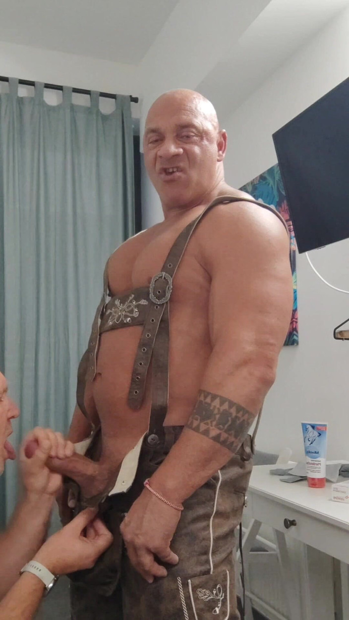 Dexterxxlfun: 古鲁先生再次被吮吸