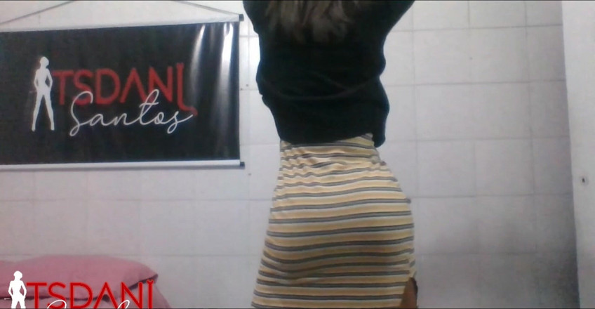 Tsdanisantos1: 性感诱人的丹妮拉桑托斯跳舞，然后高潮。