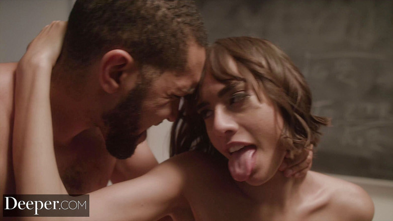 Deeper: Sâu. Janice griffith được như vậy khi cô ấy nắm quyền kiểm...