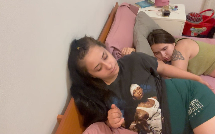 fartingclub01: Perfektní parfém pro sladké sny - Smell My Farts