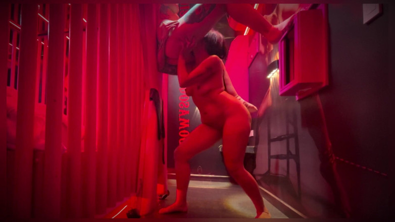 Sweetkimmi: Posiłek między dwiema bardzo dużymi i bardzo napalonymi lesbijkami - Anitta...