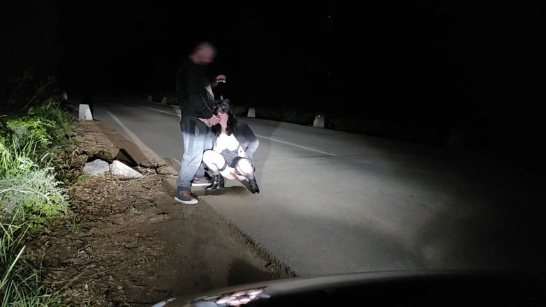 Toilet Mommy: Mám jen potěšení, v této polozewallowing, sexy sperma mého manžela ...