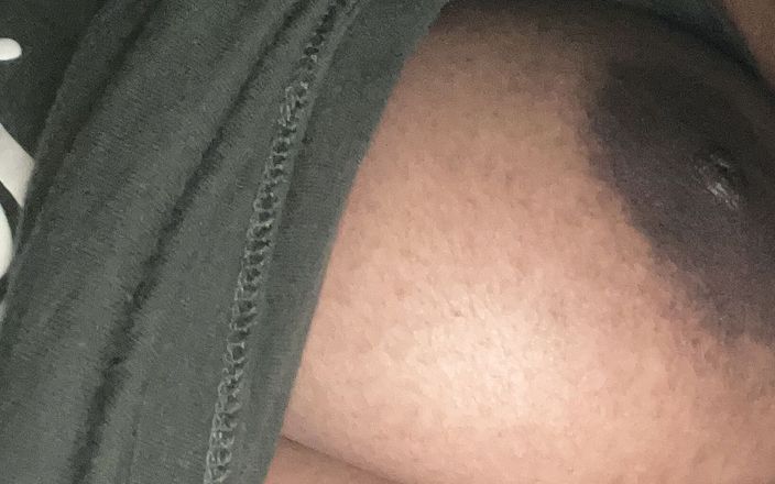 Juicy pussy with huge boobs: My huge black nipple boobs