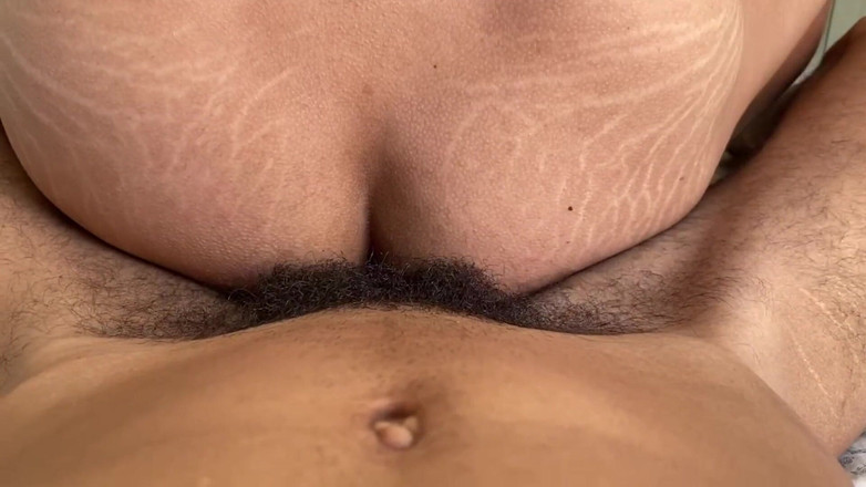 Leandro e Asafe: Yepyeninin kalın ve kıllı yarağının üstüne çıkıyor