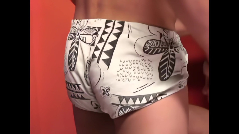 The Transexuals Megastore: Sâni trans delicioși