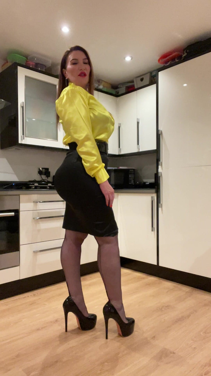 Sophie James: Tease and Denial You Have to Jerk That Silly Little...
