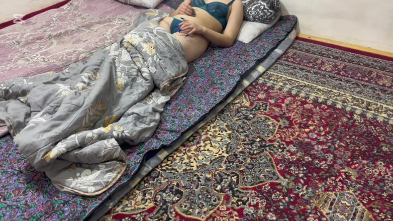 Roben: La figlia del vicino stava giocando con la ragazza, le...