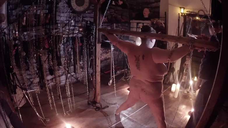 Aaexperiencesltd: Deel 3: - Lanista Bear en Domina Satana. Waxspel en hittespel