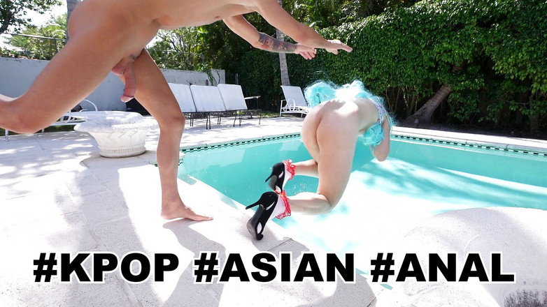 Nicheparade: ニッチパレード - 韓国の淫乱マニアのミルカ・ハリリは彼女の大きなディルドを持ってきて、彼女はそれを使うことを恐れていません