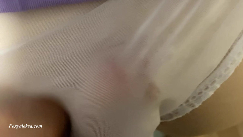 FoxyAleksa: En Algún Sitio Polla Sucia Bajo Mi Falda