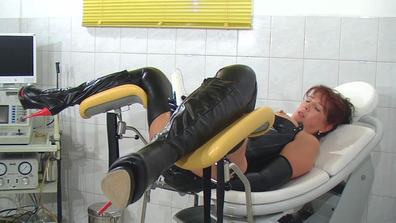 Rubber & Clinic Studio - 1ATOYS: Anal fisted- Awesome experience