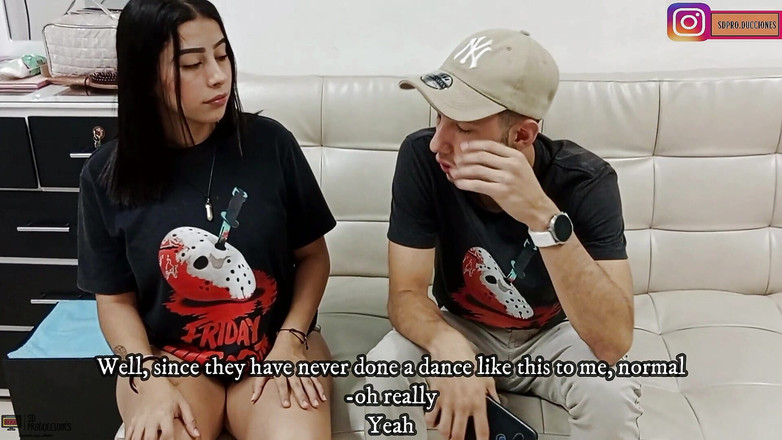 Vayolet: Nejlepší kamarádka mé ženy mě svazuje s jejími erotickými hračkami, dokud...