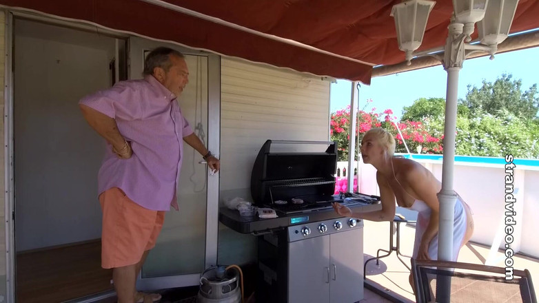 Sarah Stern: Meg 打屁股食谱